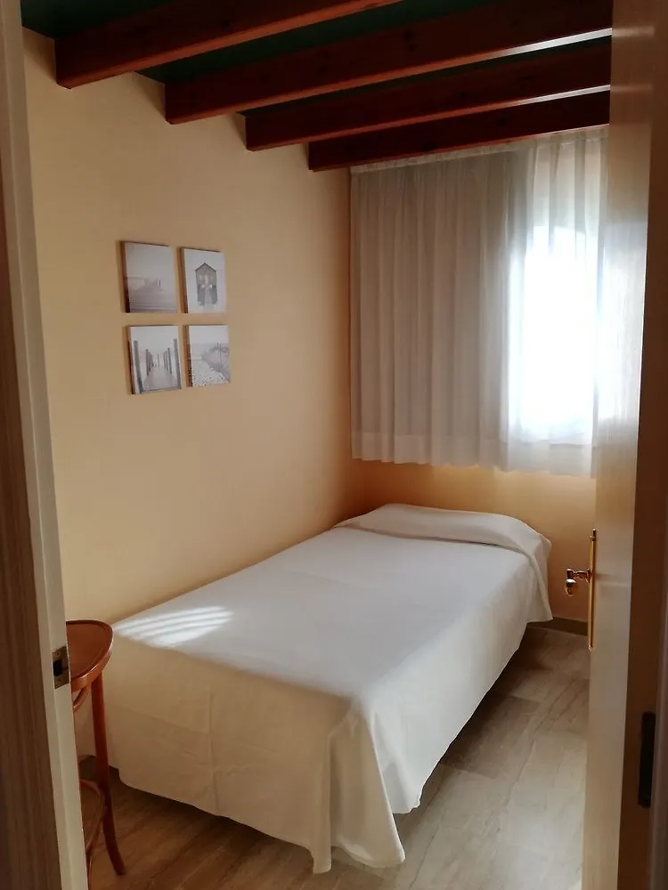 Marea Hotel Vilanova i la Geltrú 3*,  Spagna